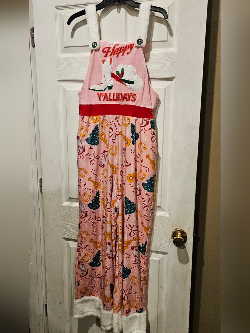 NO BOUNDARIES HOLIDAY JUMPSUIT